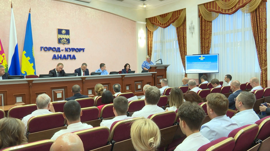 Депутаты единогласно утвердили состав Молодежного парламента при Совете Анапы