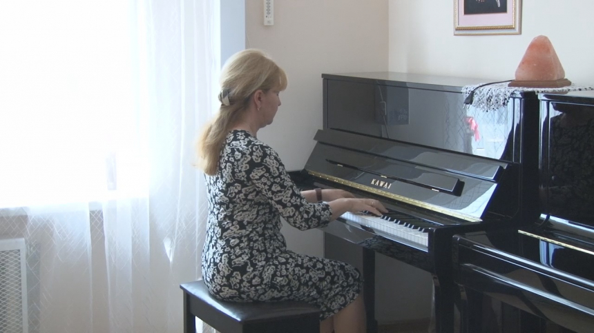 Анапские школы получили новые пианино