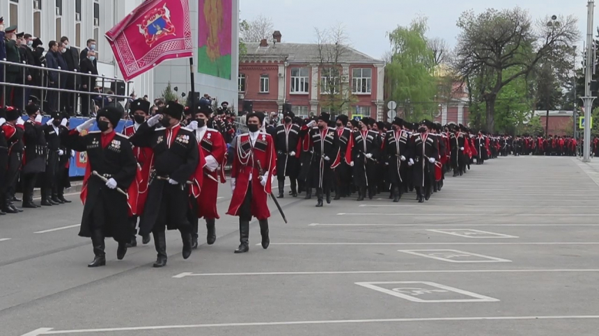 В Краснодаре прошел парад, посвященный 30-й годовщине реабилитации казачества