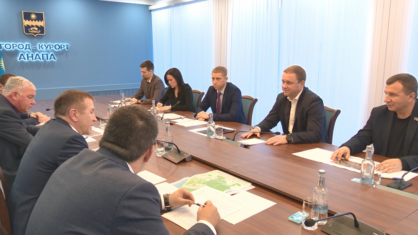 Мэр Анапы встретился с новым руководителем компаний «Газпрома» в Краснодарском крае