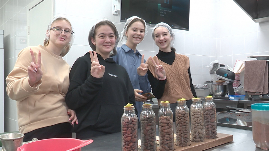 Анапчане и шоколадная фабрика – школьники побывали на необычной экскурсии
