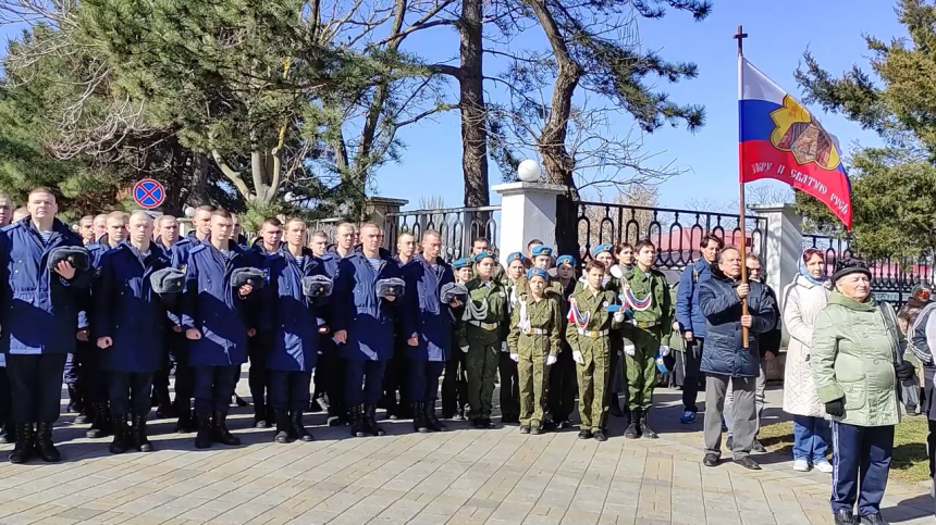 В день годовщины начала СВО у «Русских ворот» состоялся молебен в поддержку наших воинов