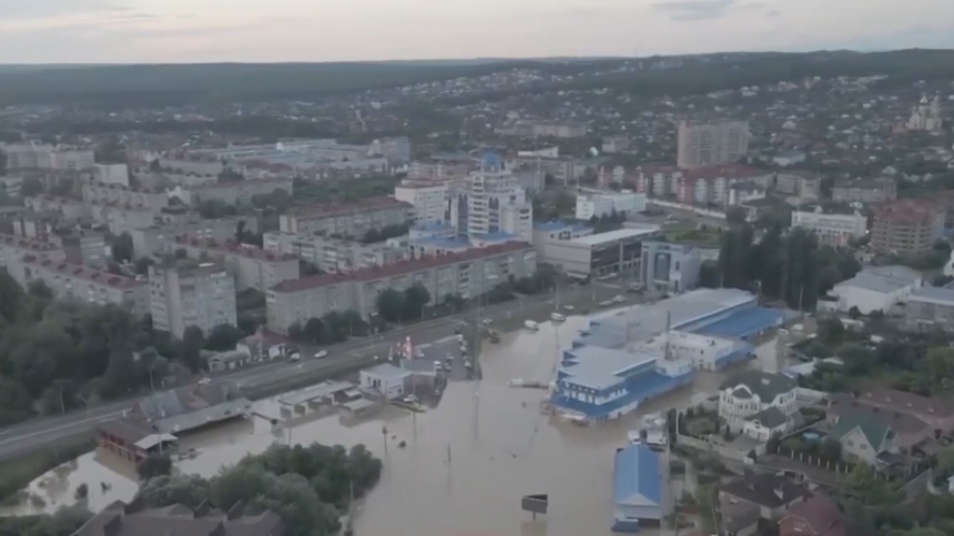 Штормовое предупреждение в Краснодарском крае продолжает действовать до 8 июля