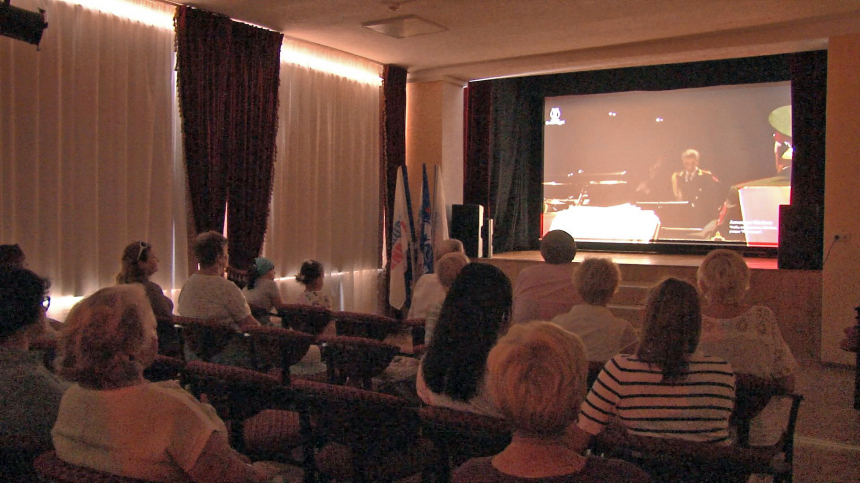 В Городском театре Анапы в День памяти и скорби состоялся виртуальный концерт