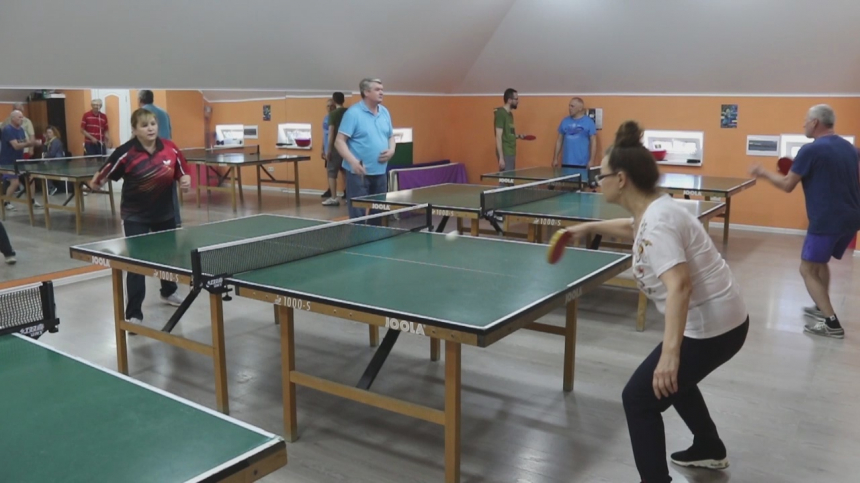 В Анапе прошёл муниципальный турнир по настольному теннису среди спортсменов серебряного возраста