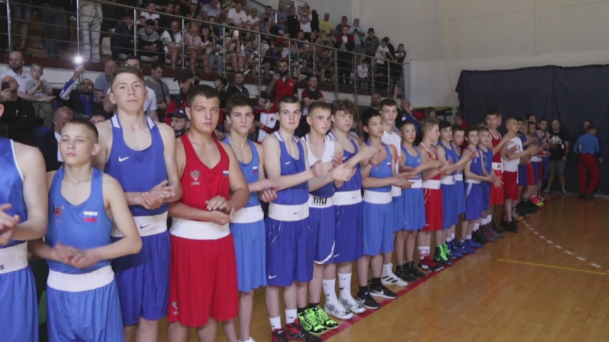 В Анапе проходит первенство России по боксу среди юношей