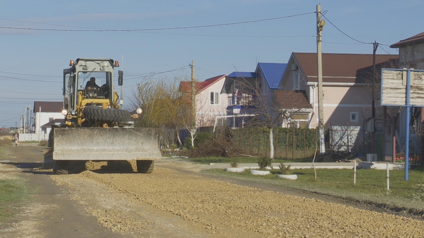 В Витязево и хуторе Песчаном отремонтировали несколько улиц