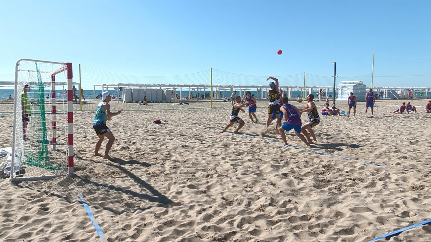 Анапа стала столицей российского пляжного гандбола
