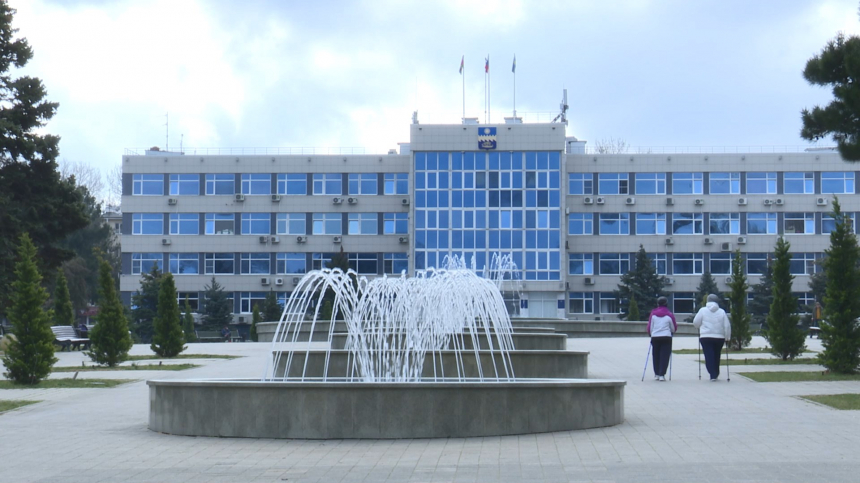 Главный городской фонтан Анапы запустили после зимней консервации