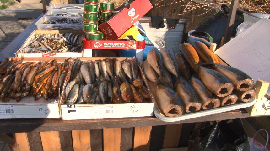 История с душком. Как реализуется рыбная продукция на нескольких торговых точках Анапы