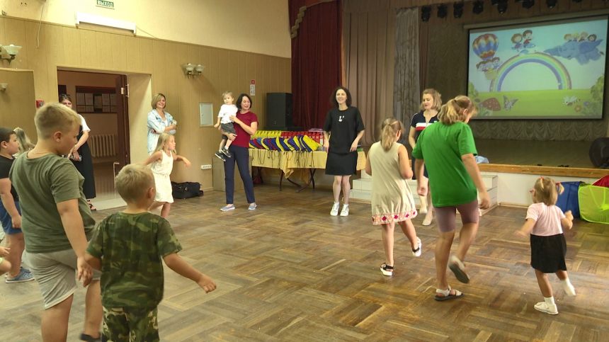 Дом Культуры станицы Анапской организовал праздник для детей, чьи папы сейчас находятся в зоне СВО