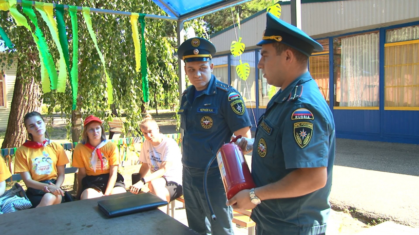 Сотрудники пожарного надзора Анапы отметят профессиональный праздник