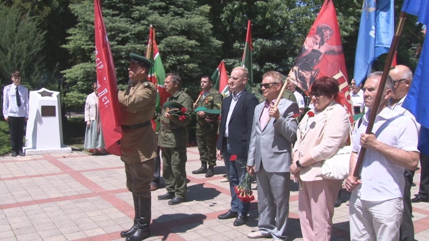 В Анапе побывала эстафета «Знамя Победы»
