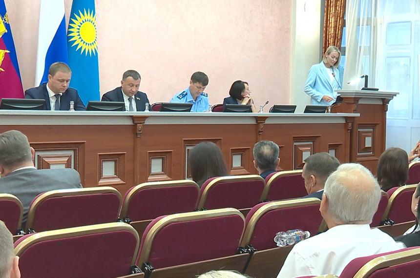 В Анапе прошла 37-я сессия депутатов Совета