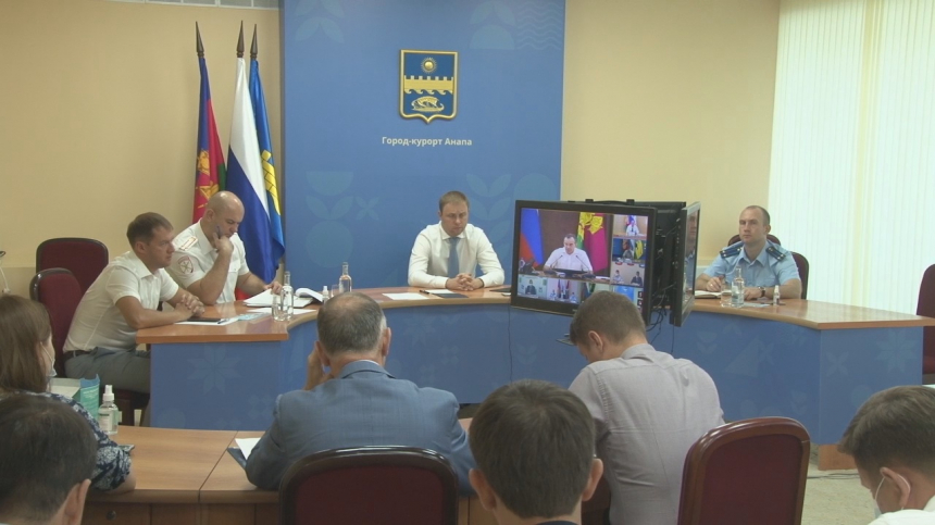 Губернатор края Вениамин Кондратьев сегодня провёл совещание по обеспечению правопорядка в регионе