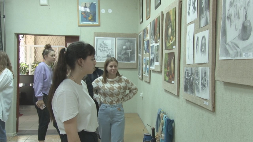В художественной школе Анапы открылась новая выставка