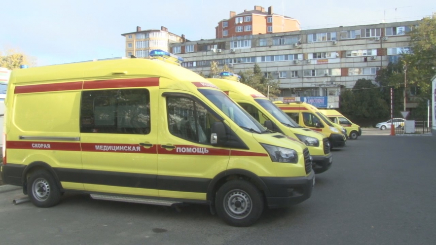 Более 200 млн рублей выделено Краснодарскому краю на закупку 60-ти машин скорой помощи