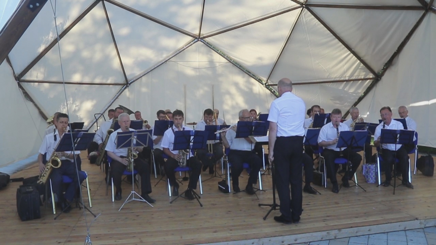 В Анапе возобновил свои выступления городской духовой оркестр