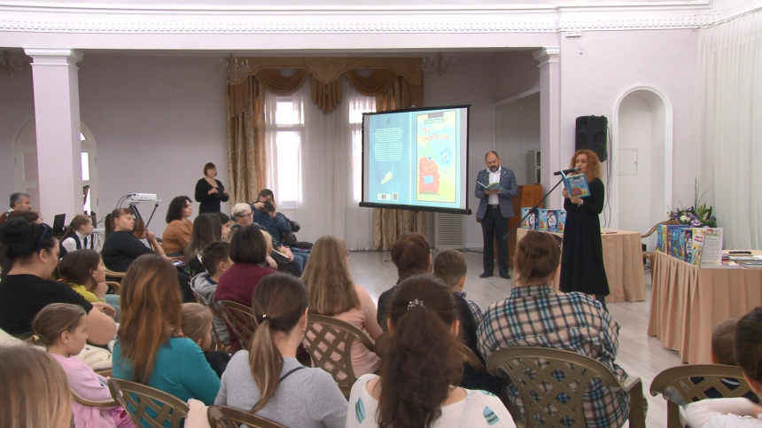 Анапские писатели Сергей Лёвин и Ирина Иваськова представили свои новые книги при поддержке Минцифры РФ