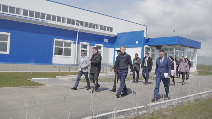 На территории кадетской школы в поселке Пятихатки завершено строительство спорткомплекса