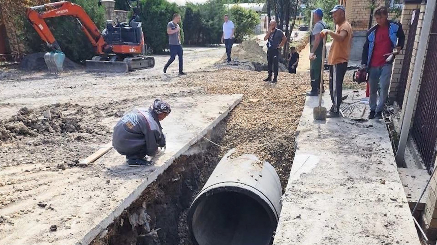 В микрорайоне «Алексеевский» начались работы по восстановлению ливневой канализации
