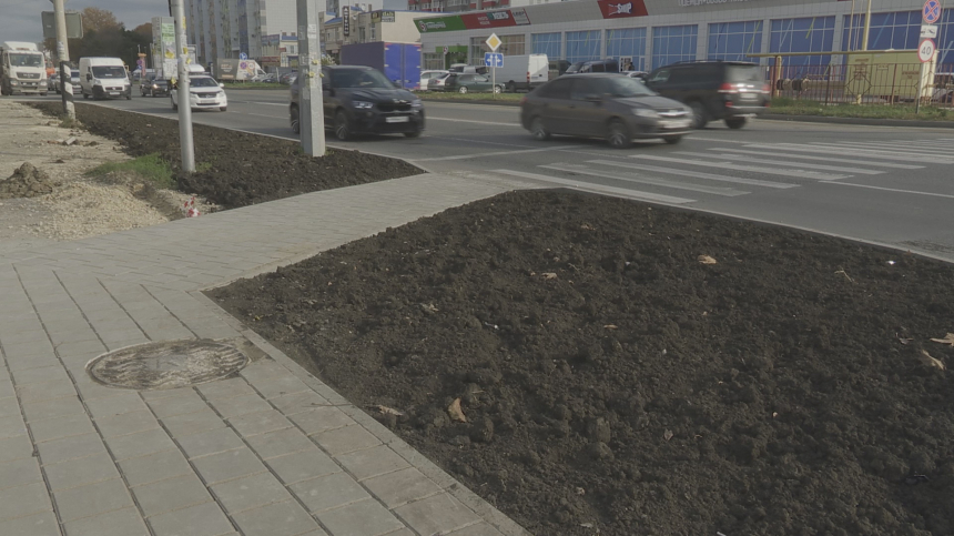 В Анапе строят новые тротуары